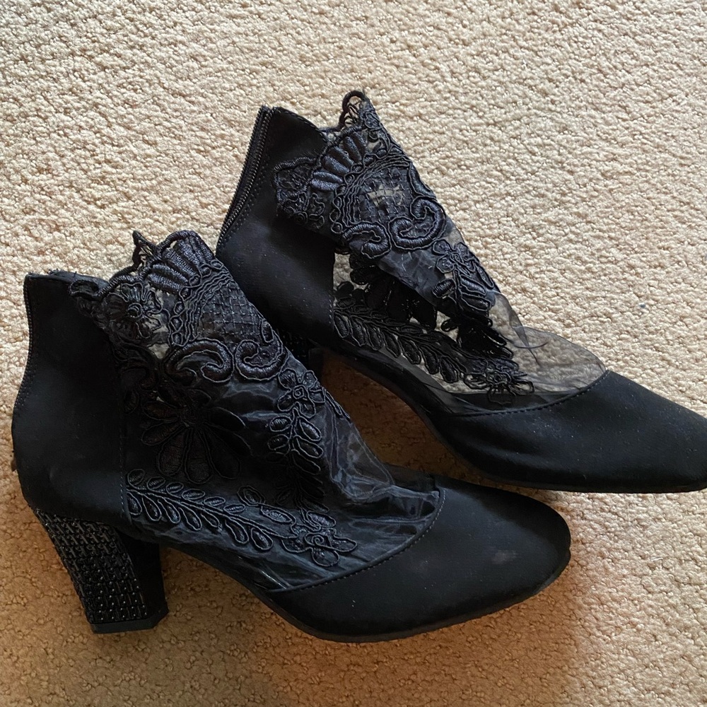 Gorgeous black lace booties, Crystal heel detail, size 42 but fits a size 9